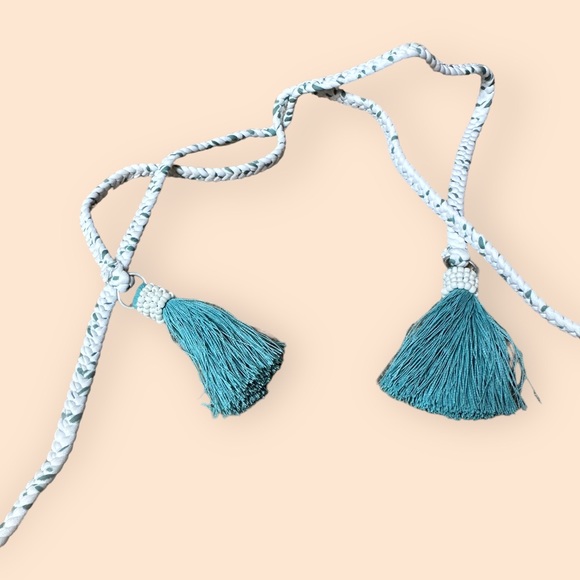 NWT Women’s Dolce Vita Reversible String Bikini Top Size Small W/Tassel Detail - Picture 7 of 10